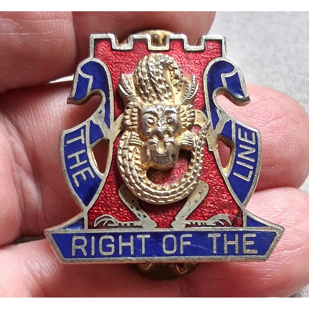 Vintage US Army 14th Infantry Regiment Crest Pin Right Of The Line Brass Enamel